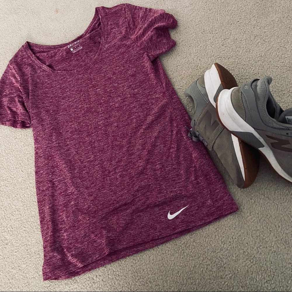 Nike top